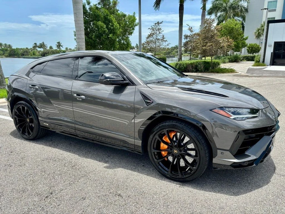 2024 Lamborghini Urus S - Image 4 of 31