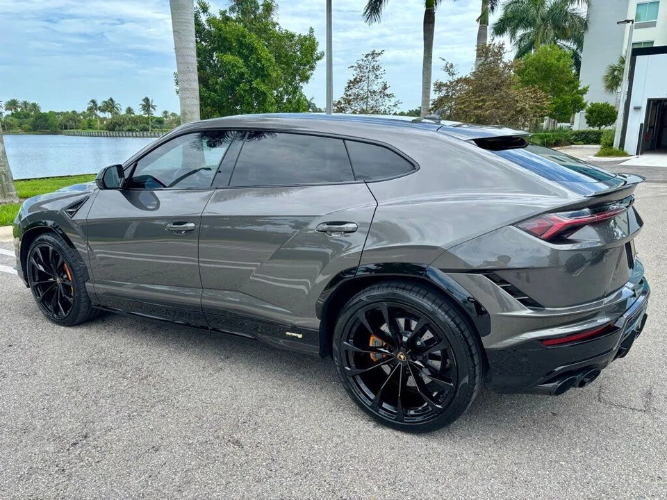 2024 Lamborghini Urus S - Image 9 of 31