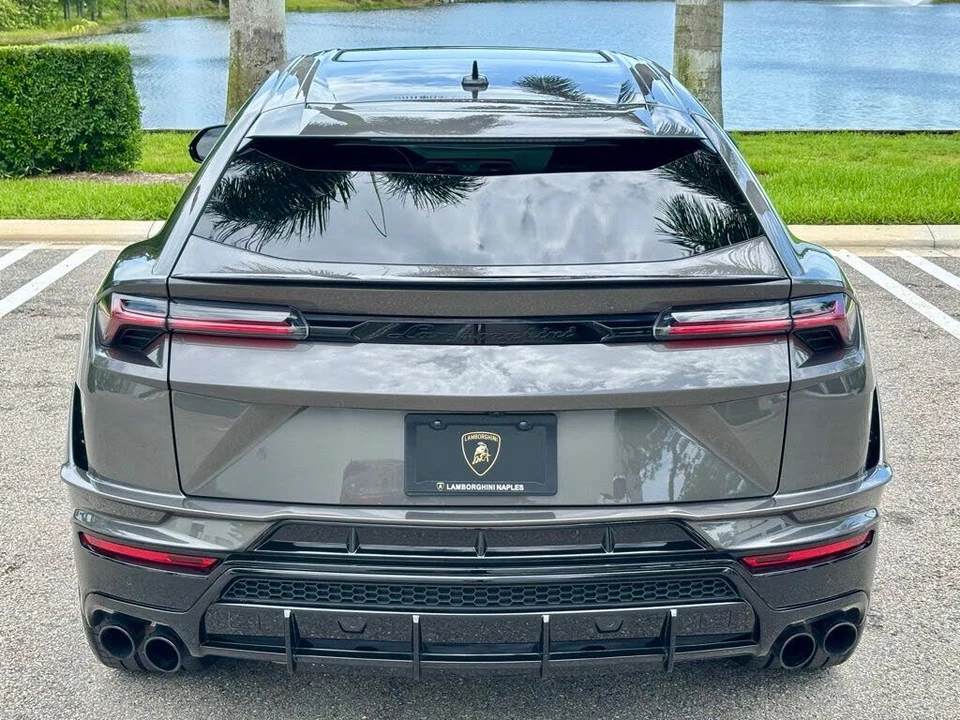 2024 Lamborghini Urus S - Image 7 of 31