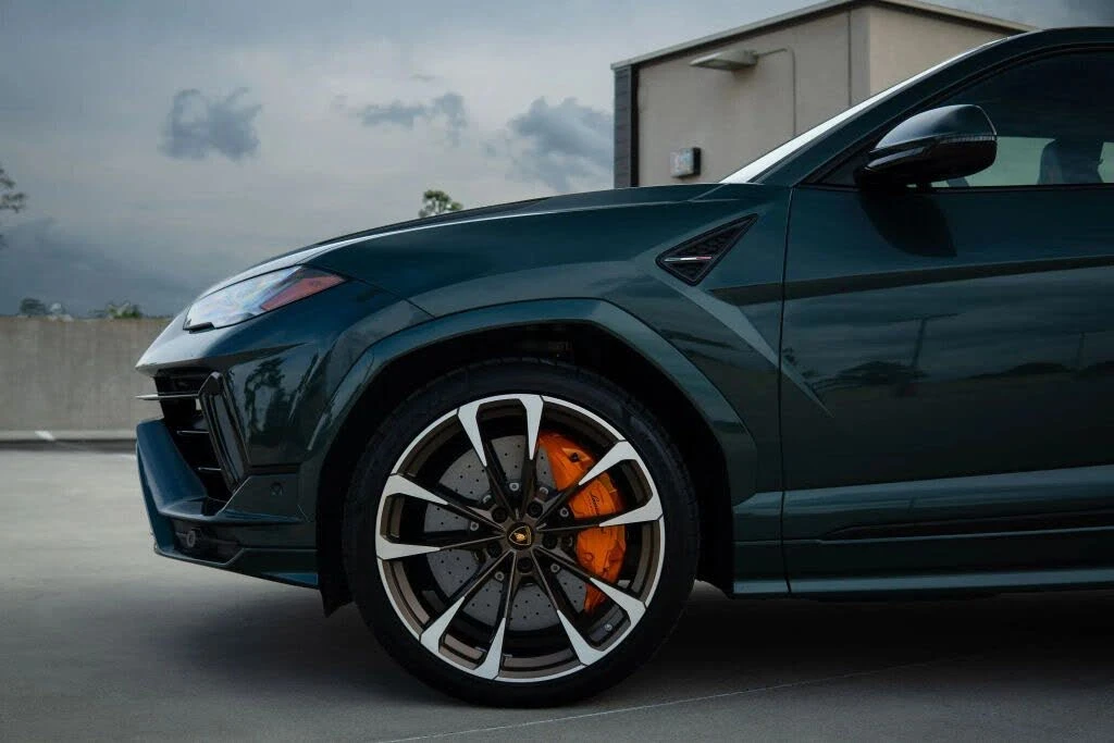 2024 Lamborghini Urus S - Image 8 of 31