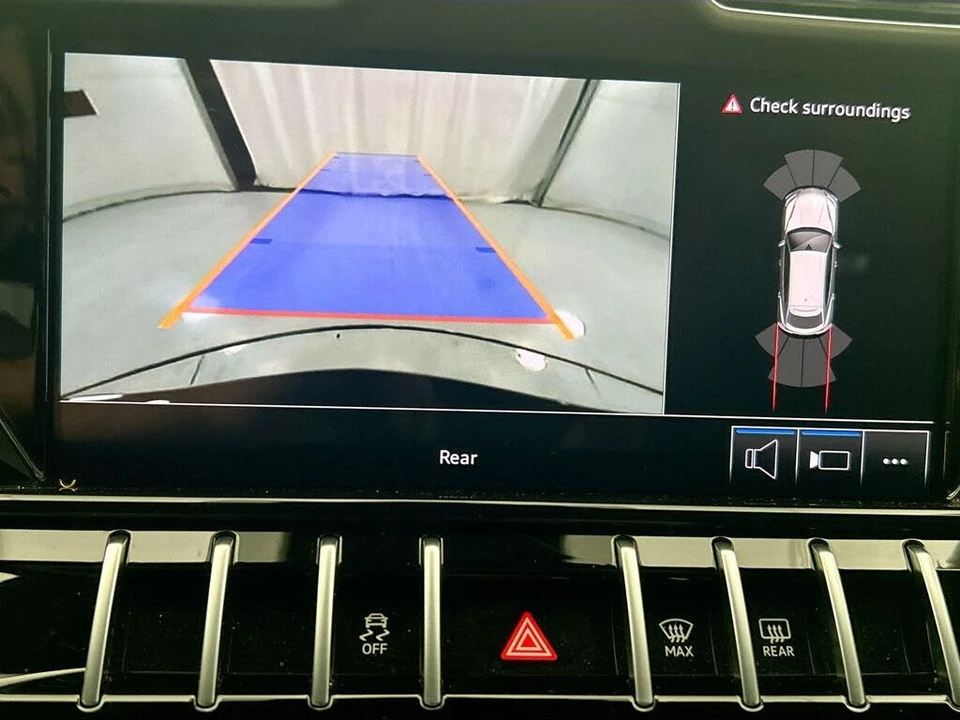 2024 Lamborghini Urus S - Image 15 of 31