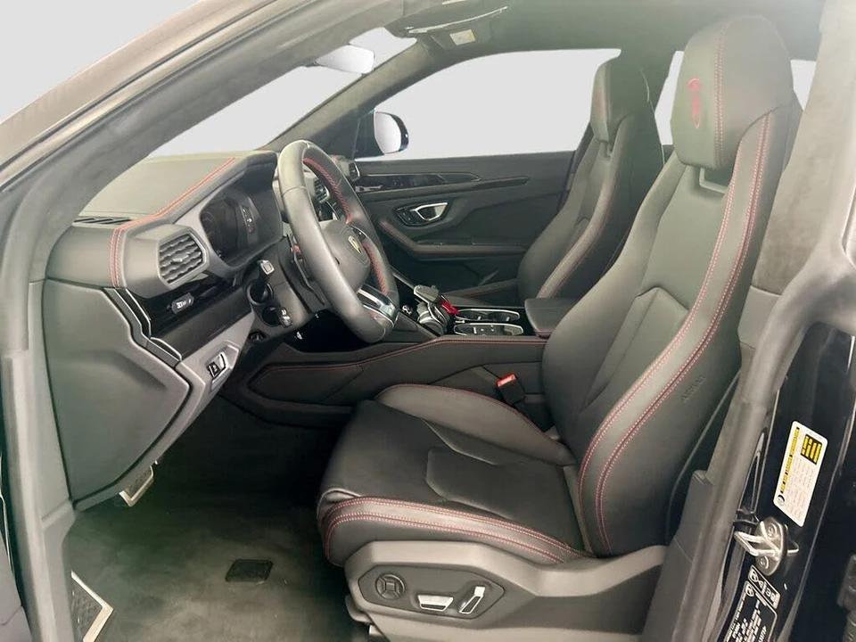 2024 Lamborghini Urus S - Image 18 of 31