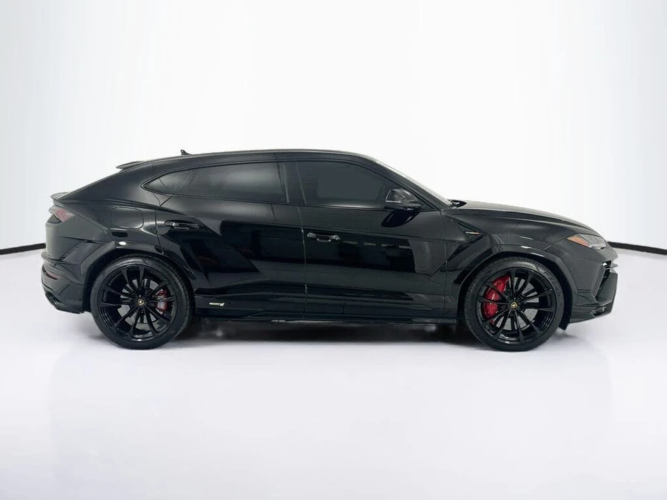 2024 Lamborghini Urus S - Image 4 of 31