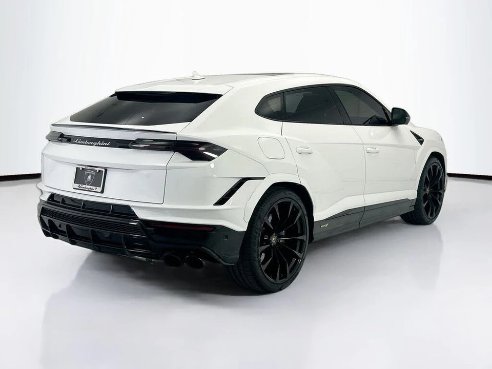 2024 Lamborghini Urus S - Image 5 of 31