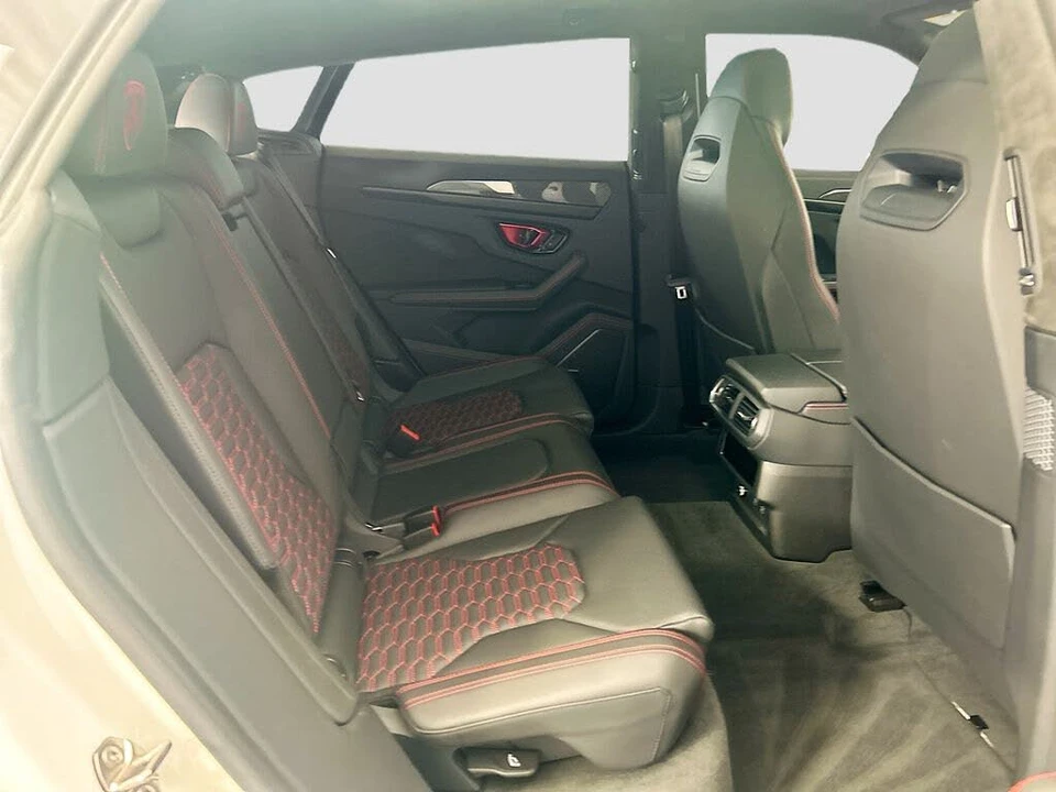2024 Lamborghini Urus S - Image 21 of 31
