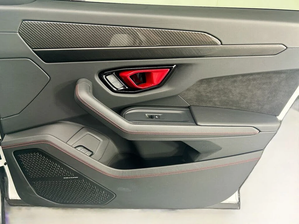 2024 Lamborghini Urus S - Image 24 of 31