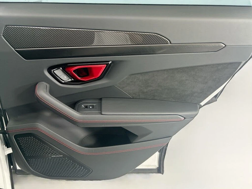 2024 Lamborghini Urus S - Image 26 of 31