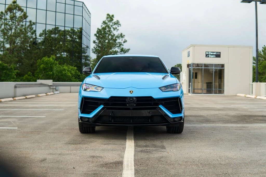 2024 Lamborghini Urus S - Image 2 of 31