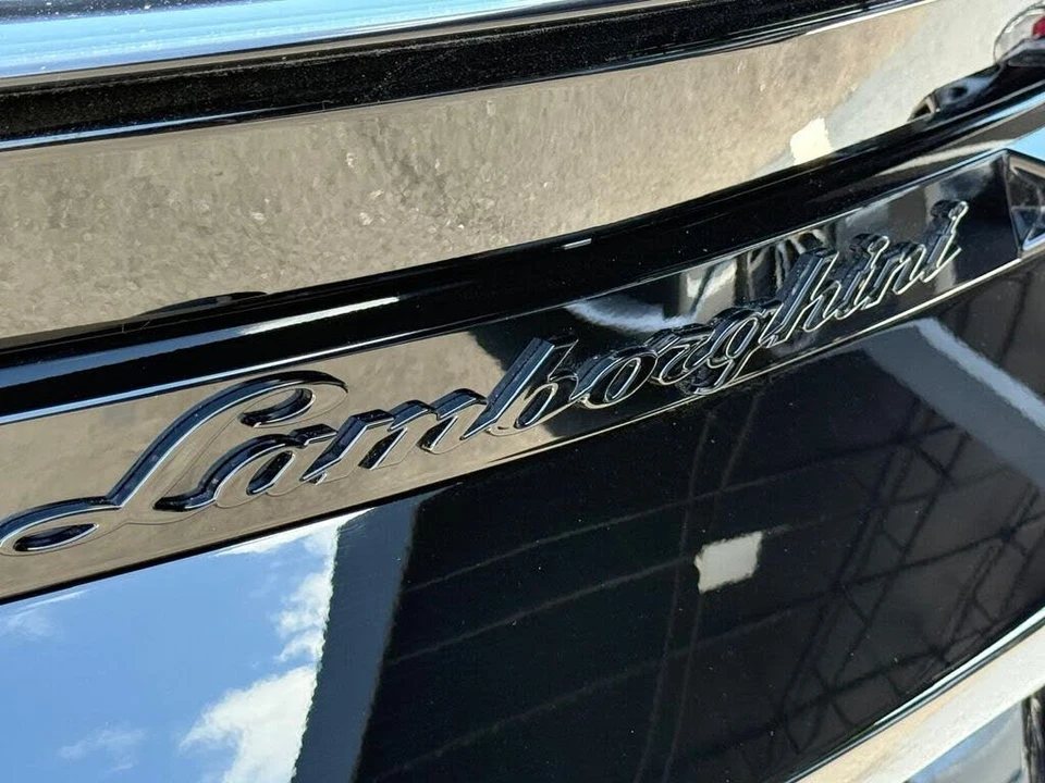 2024 Lamborghini Urus S - Image 5 of 31