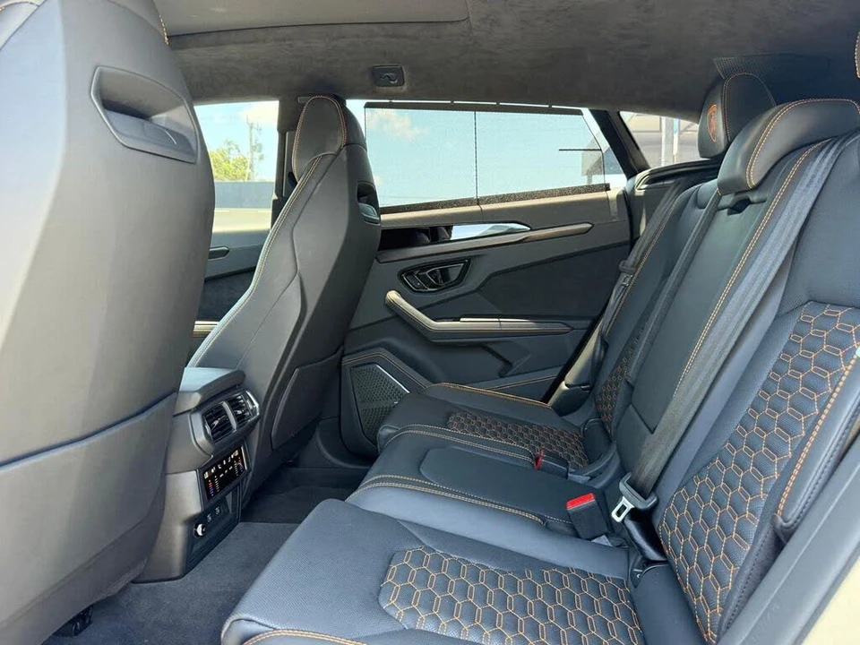 2024 Lamborghini Urus S - Image 11 of 31