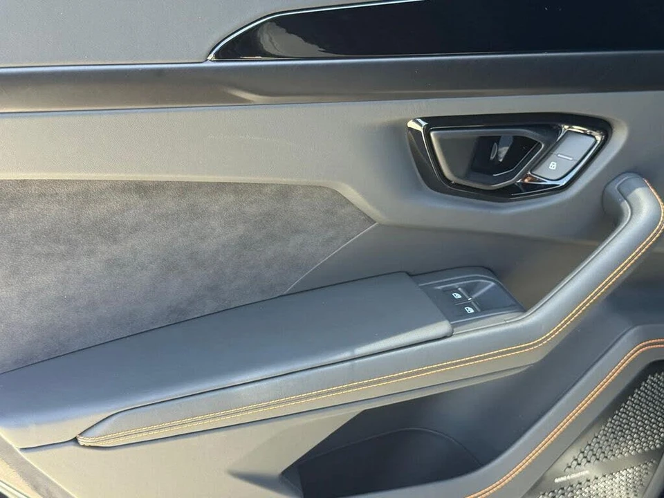 2024 Lamborghini Urus S - Image 18 of 31