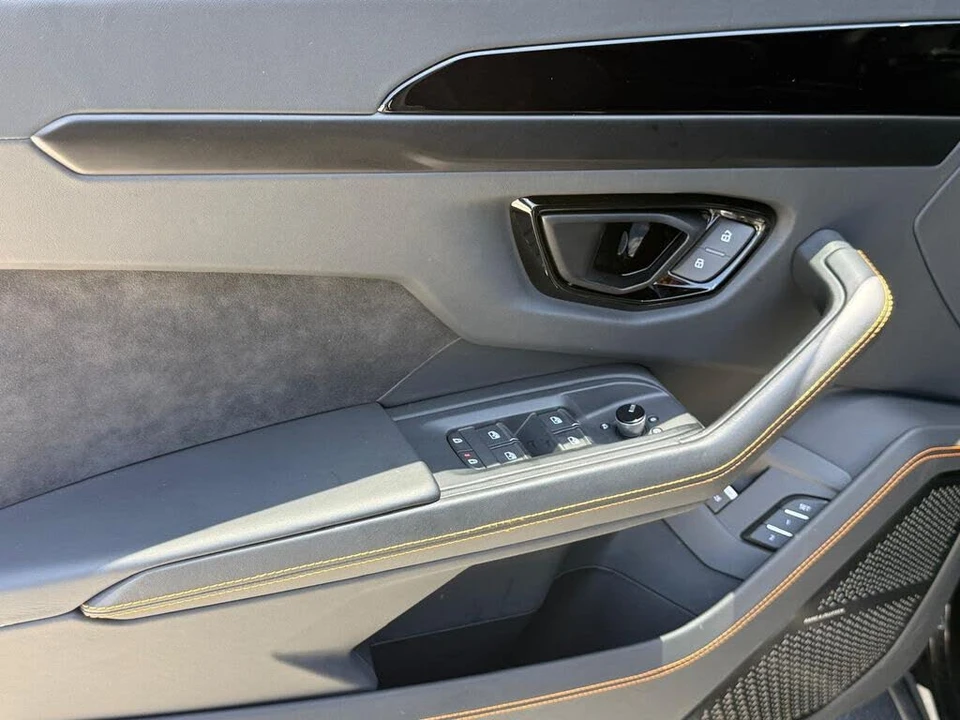2024 Lamborghini Urus S - Image 21 of 31
