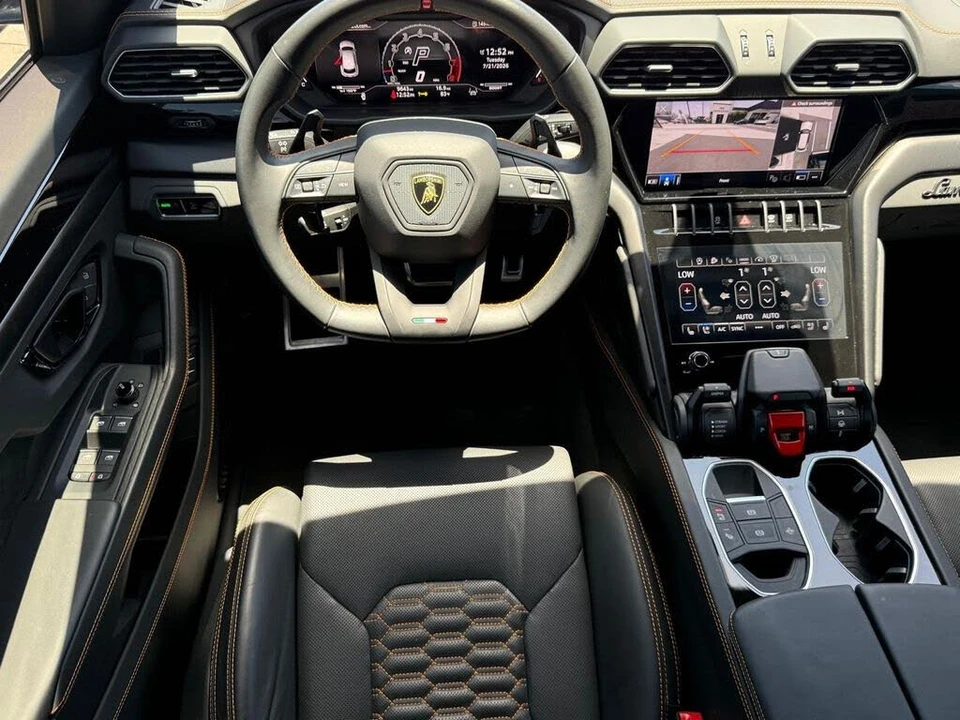 2024 Lamborghini Urus S - Image 17 of 31