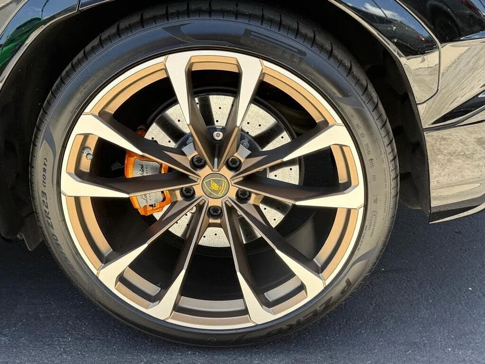 2024 Lamborghini Urus S - Image 9 of 31