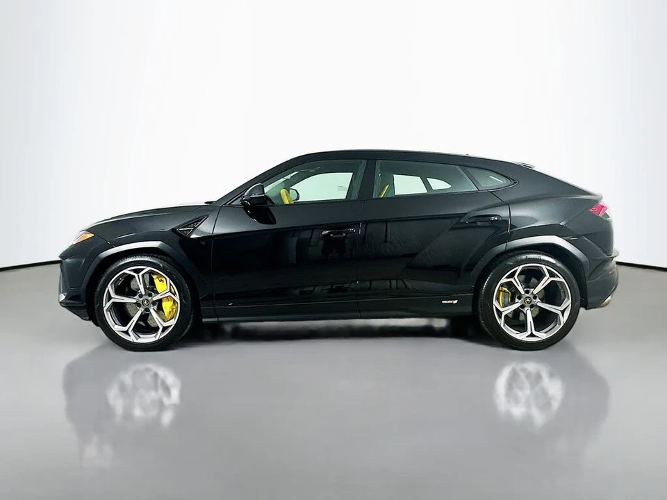2024 Lamborghini Urus S - Image 8 of 31
