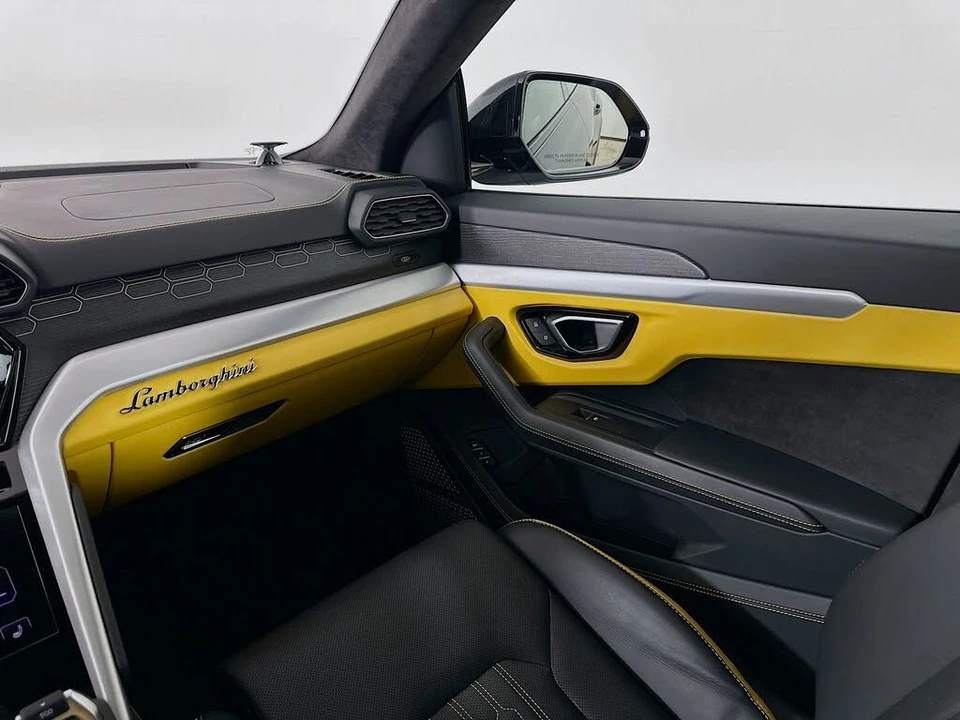 2024 Lamborghini Urus S - Image 23 of 31