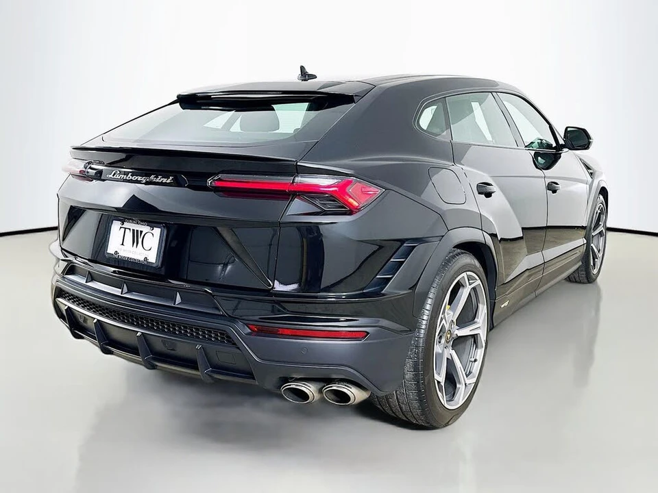 2024 Lamborghini Urus S - Image 5 of 31