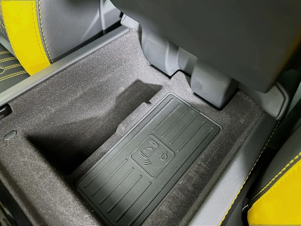 2024 Lamborghini Urus S - Image 30 of 31
