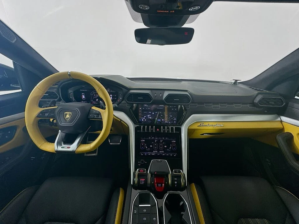 2024 Lamborghini Urus S - Image 15 of 31