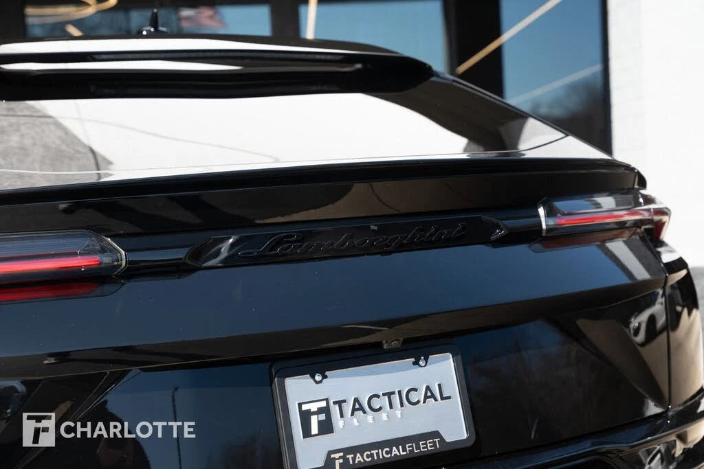 2024 Lamborghini Urus S - Image 16 of 31