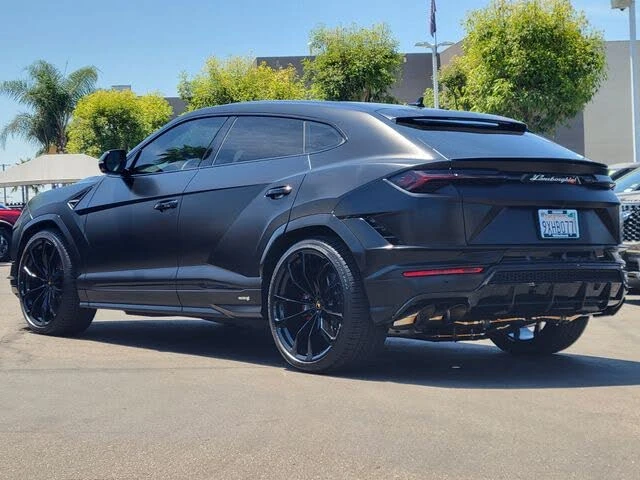 2024 Lamborghini Urus S - Image 2 of 31