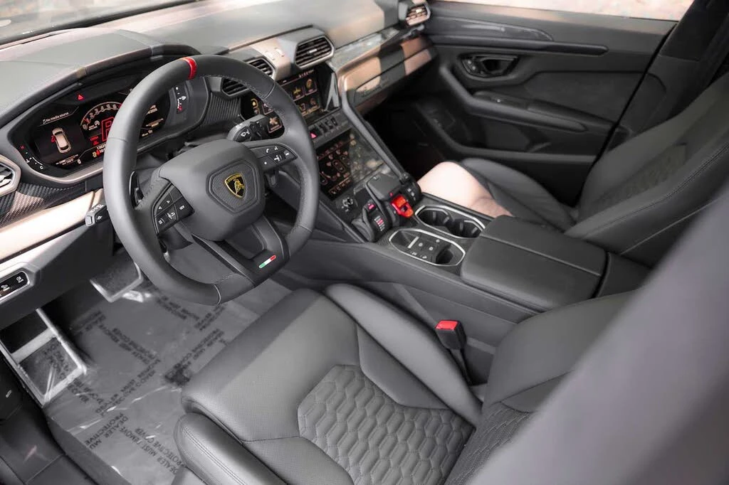 2024 Lamborghini Urus S - Image 5 of 31