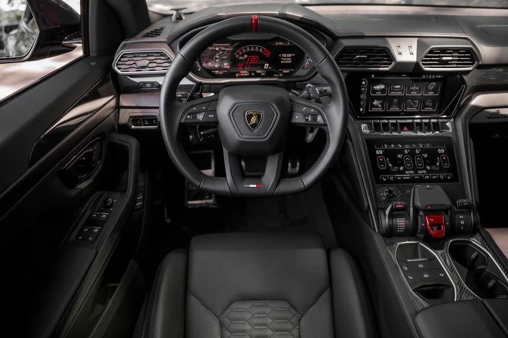 2024 Lamborghini Urus S - Image 4 of 31