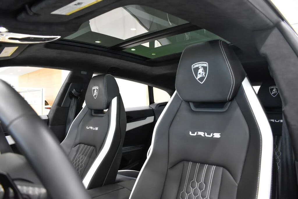 2024 Lamborghini Urus S - Image 2 of 31