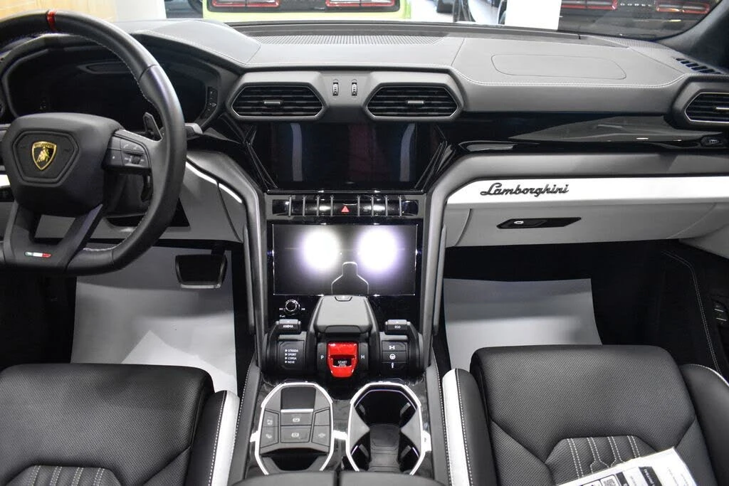 2024 Lamborghini Urus S - Image 24 of 31