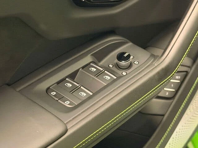 2024 Lamborghini Urus S - Image 16 of 31