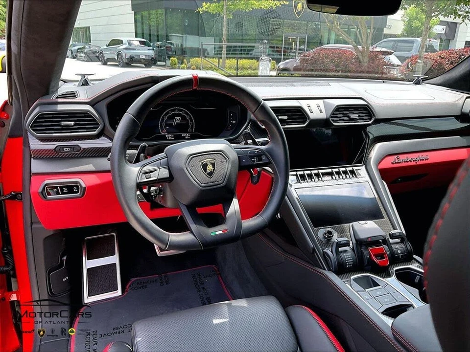 2024 Lamborghini Urus S - Image 13 of 31