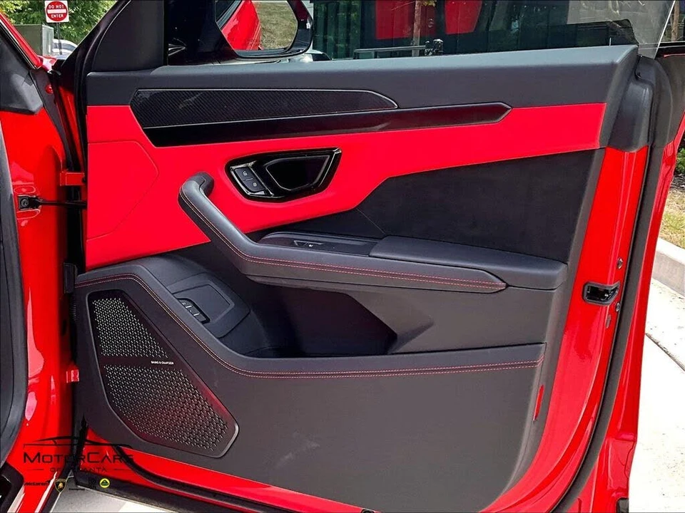 2024 Lamborghini Urus S - Image 23 of 31