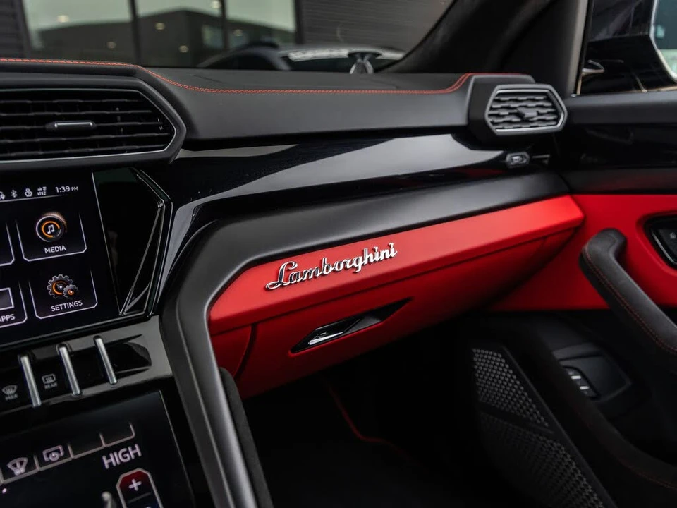 2024 Lamborghini Urus S - Image 30 of 31