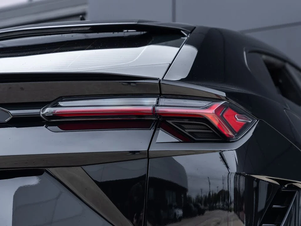2024 Lamborghini Urus S - Image 13 of 31