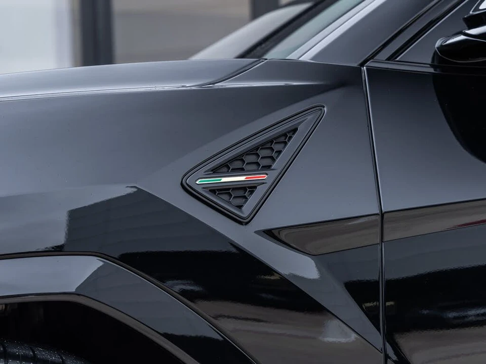 2024 Lamborghini Urus S - Image 14 of 31