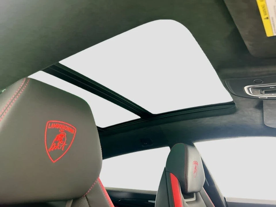 2024 Lamborghini Urus S - Image 17 of 31
