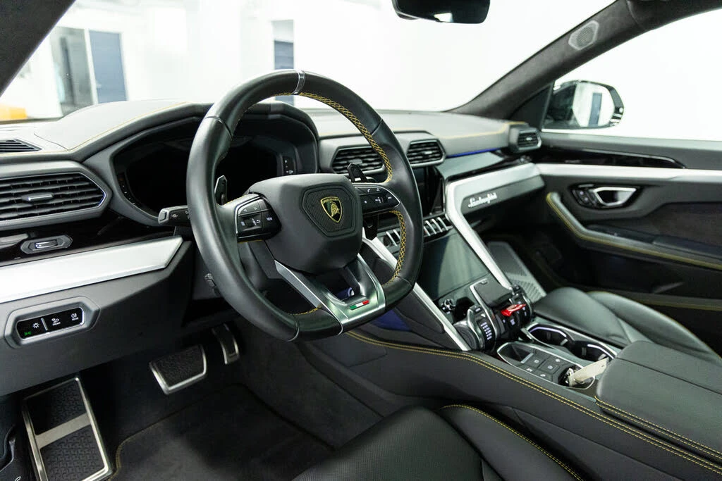 2024 Lamborghini Urus S - Image 26 of 31