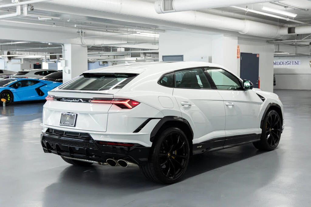 2024 Lamborghini Urus S - Image 8 of 31