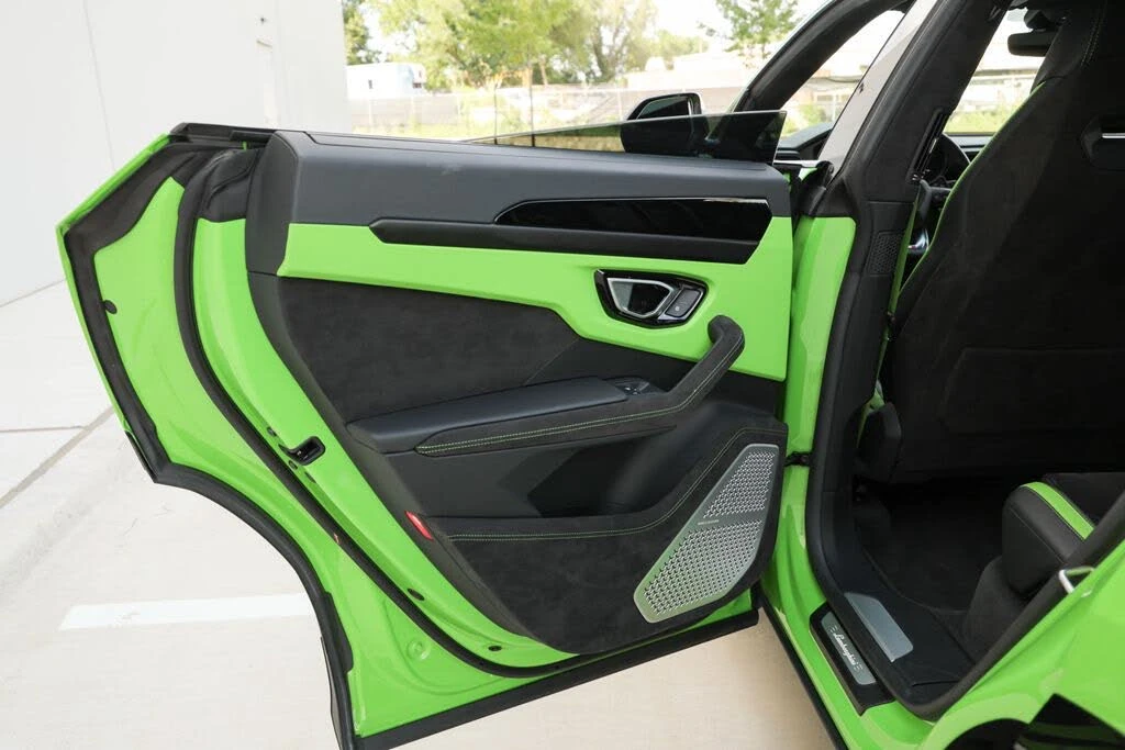 2024 Lamborghini Urus S - Image 28 of 31