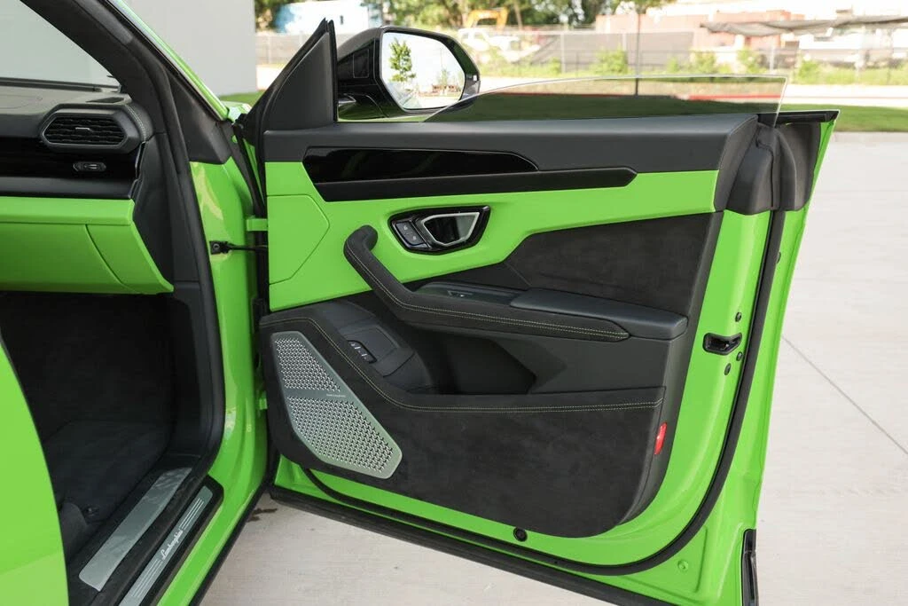 2024 Lamborghini Urus S - Image 20 of 31