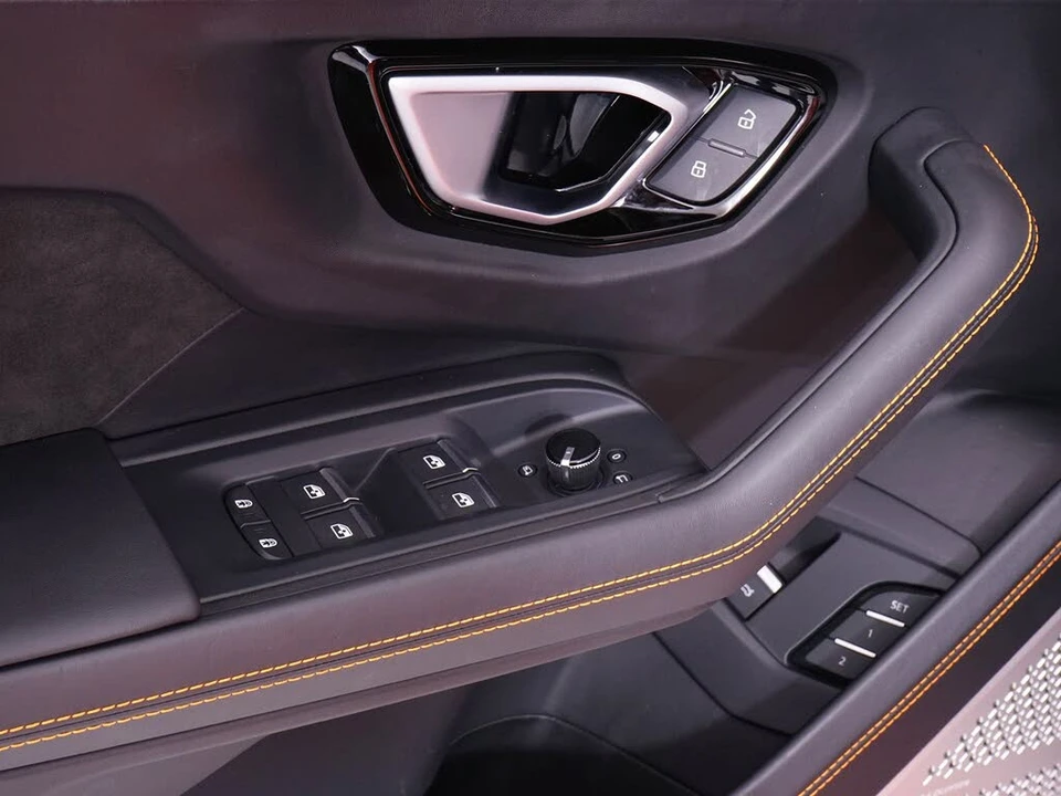 2024 Lamborghini Urus S - Image 31 of 31