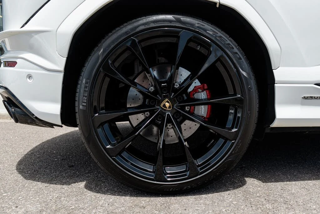 2024 Lamborghini Urus S - Image 15 of 31