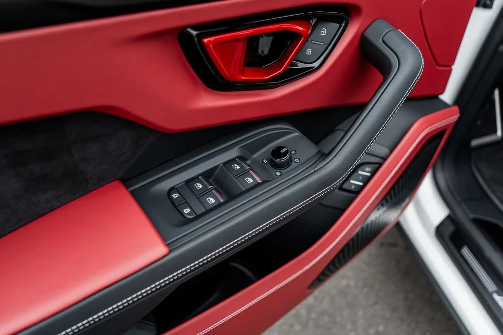 2024 Lamborghini Urus S - Image 25 of 31