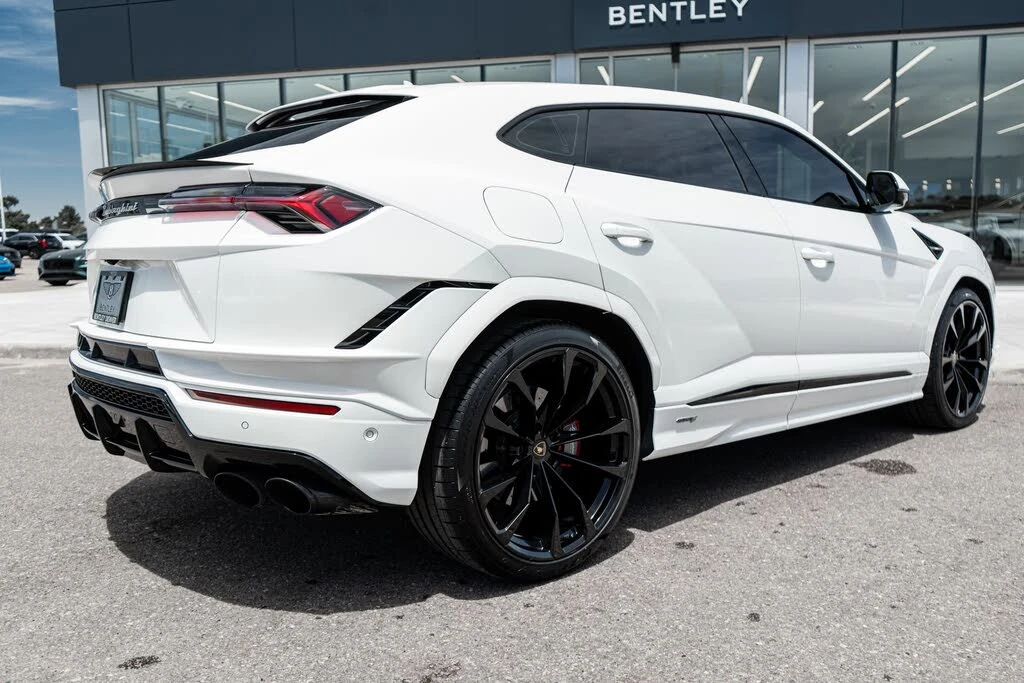 2024 Lamborghini Urus S - Image 13 of 31