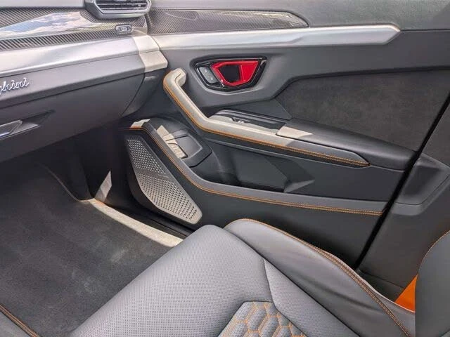 2024 Lamborghini Urus S - Image 23 of 31