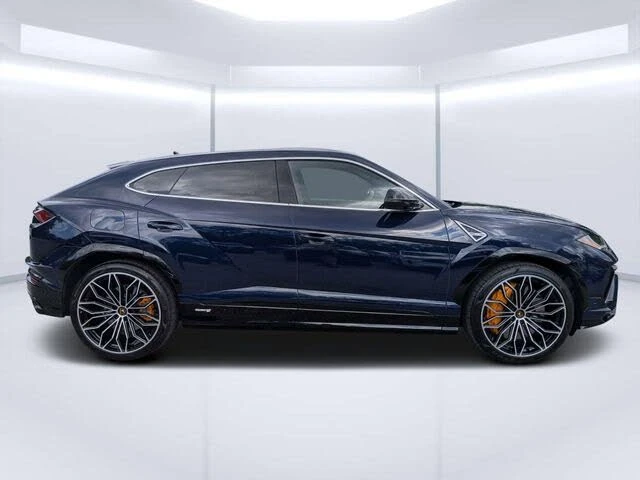 2024 Lamborghini Urus S - Image 2 of 31