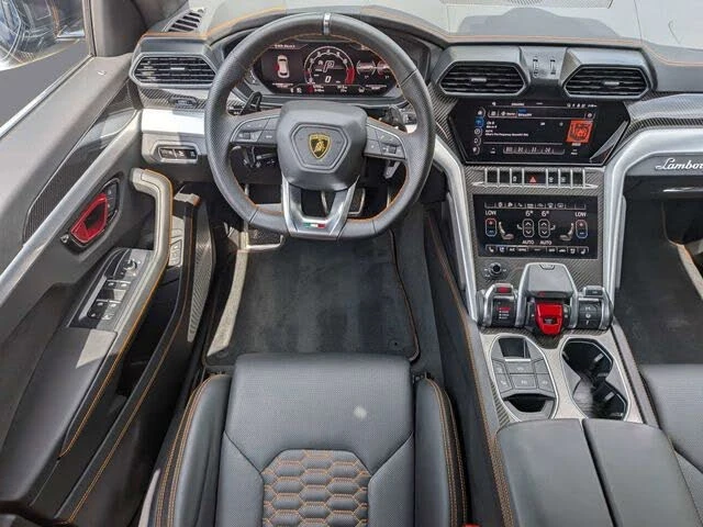 2024 Lamborghini Urus S - Image 22 of 31