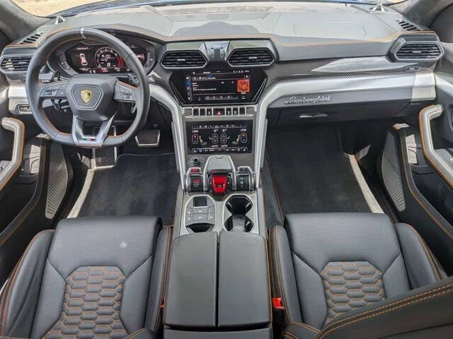 2024 Lamborghini Urus S - Image 21 of 31