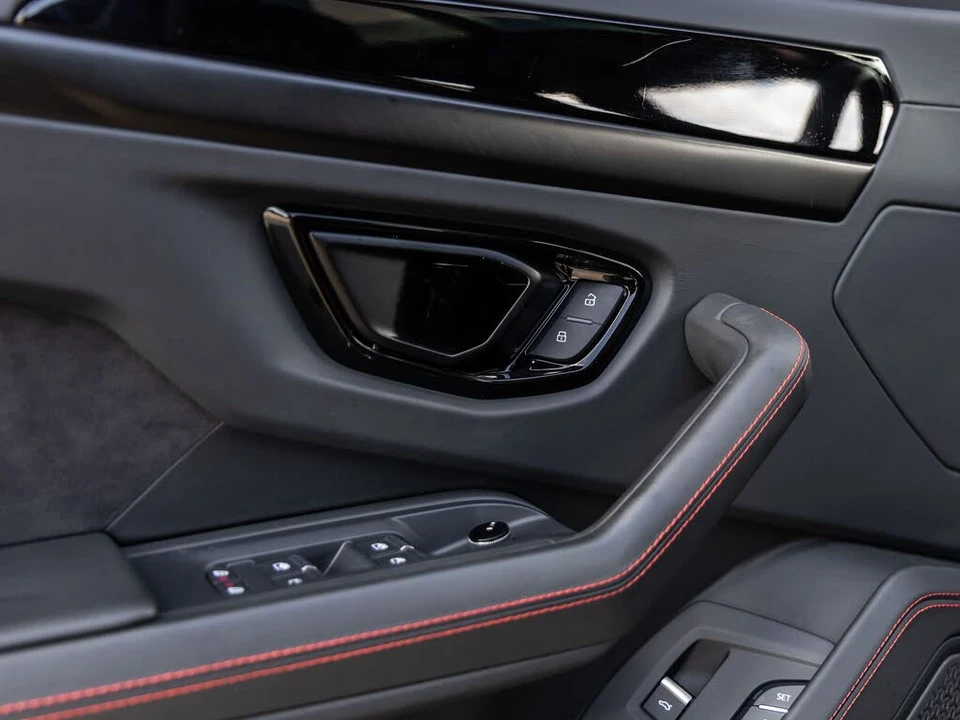 2024 Lamborghini Urus S - Image 24 of 31