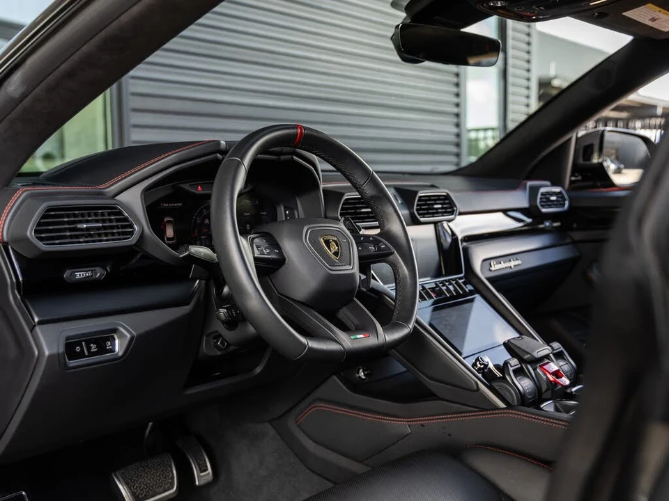 2024 Lamborghini Urus S - Image 30 of 31